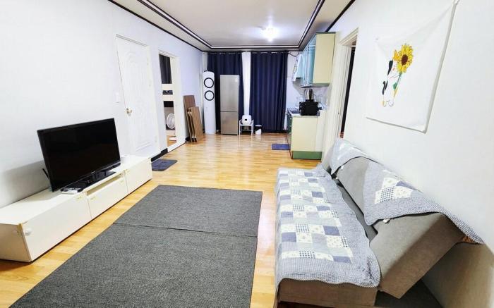 Banwoldang Station #1