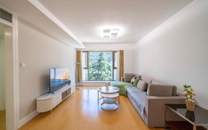 Tyms Modern 2BR 1 Living Room Apartment Near Metro