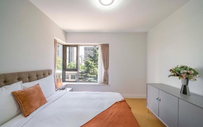 Tyms Bright 2BR 1 Living Suite Yongxin Century
