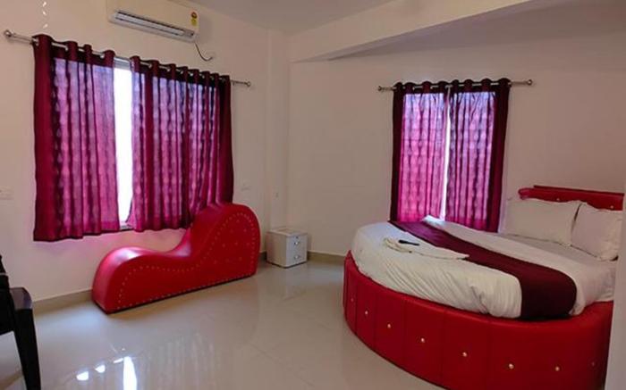 FabHotel Seven Elite