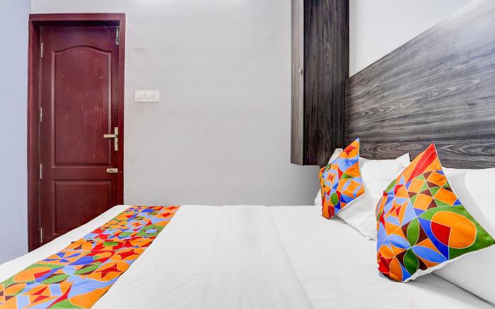 FabHotel Park Service Apartment
