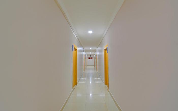 FabHotel Eyries The Business