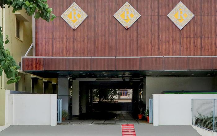 FabHotel Radha Rani Residency