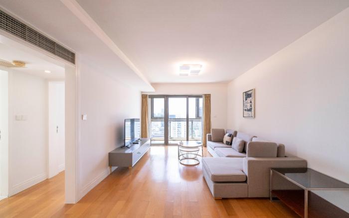 Tyms Comfortable 2BR Apartment Close to Xujiahui