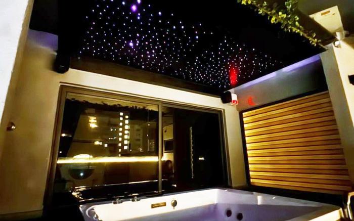 Seaview Jacuzzi Starry - 5 pax