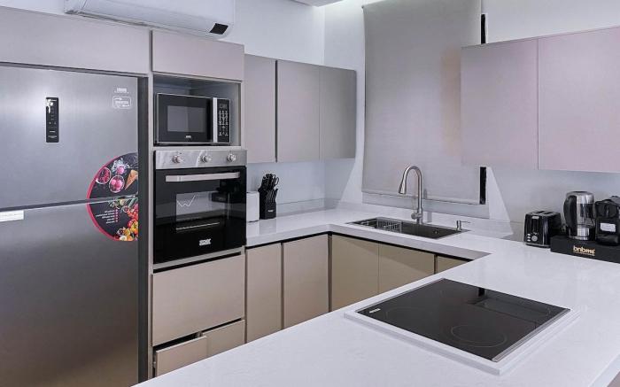 bnbme | Alajlan Riviera-32 | 2 BDR + Maids