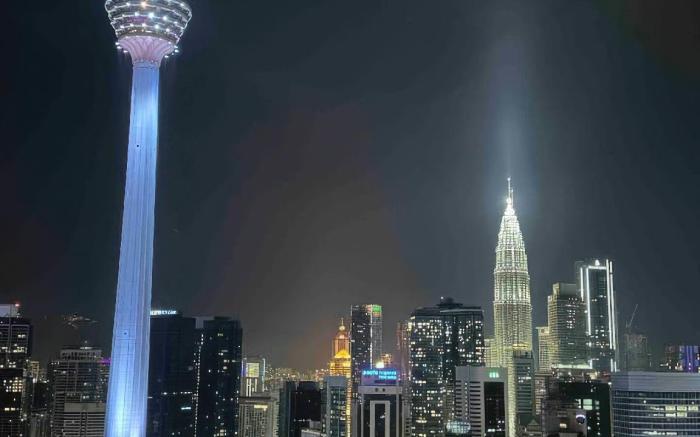 Jalan Ceylonz Suites KL