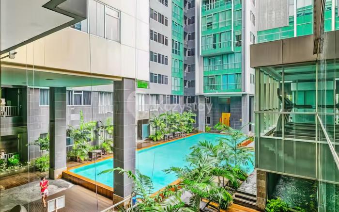 Kuningan Place by Emily in Town
