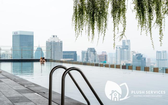 CeylonZ Suites by Plush