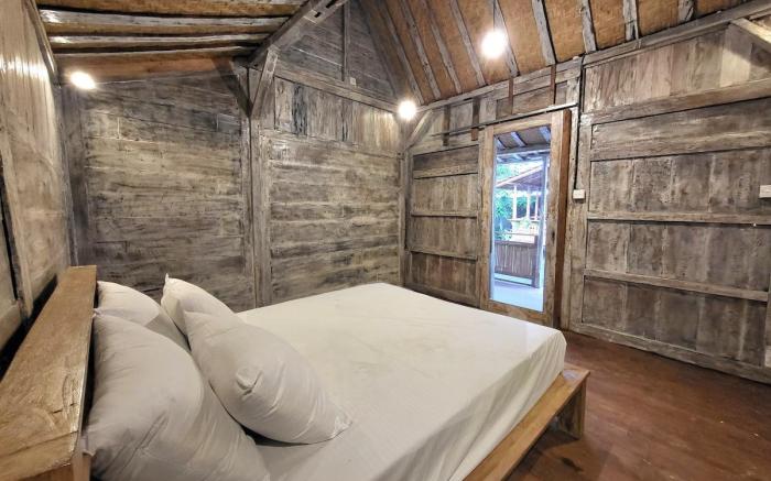 Cozy Wooden Guesthouse