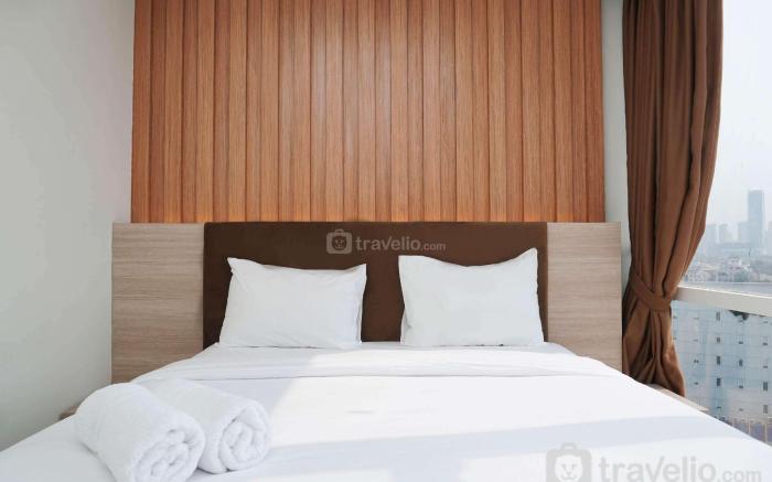 Comfortable 2BR Menteng Park Apartment By Travelio