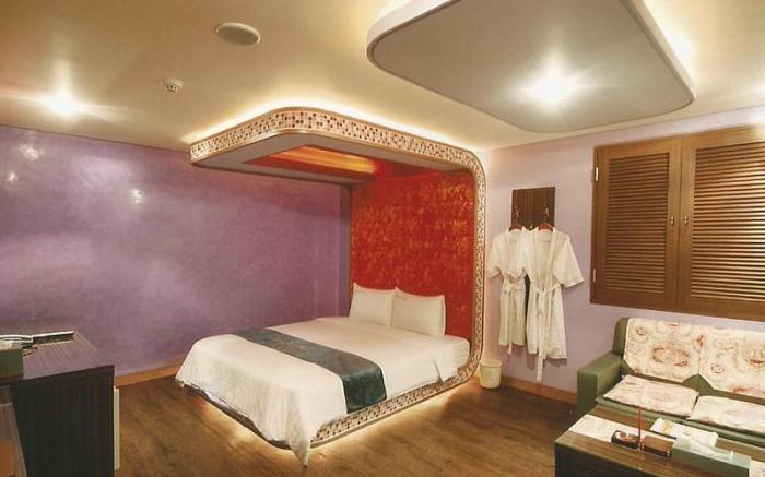 World Tourist Hotel