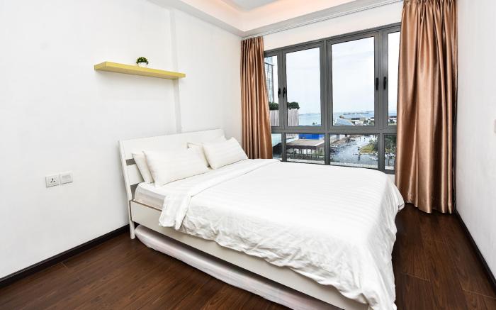 LOVINA 6-12 at Harbour Bay Residences