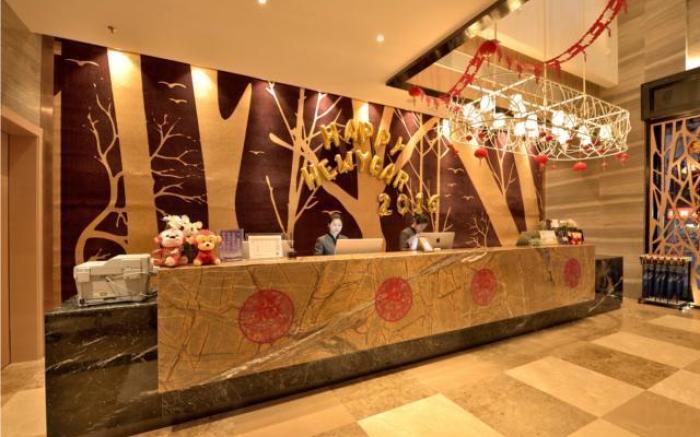 Echeng Hotel Liuzhou Central Plaza Pedestrian Street