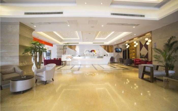 Borrman Hotel Liuzhou Ma'anshan Park Gubu Shopping Mall
