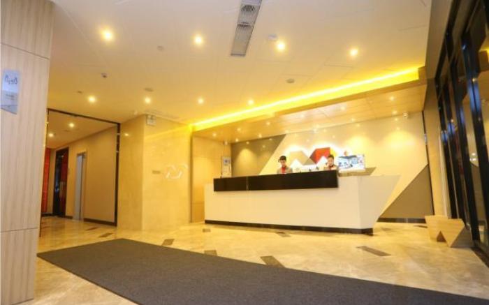 Borrman Hotel Zhongxiang Railway Station Mochou Village