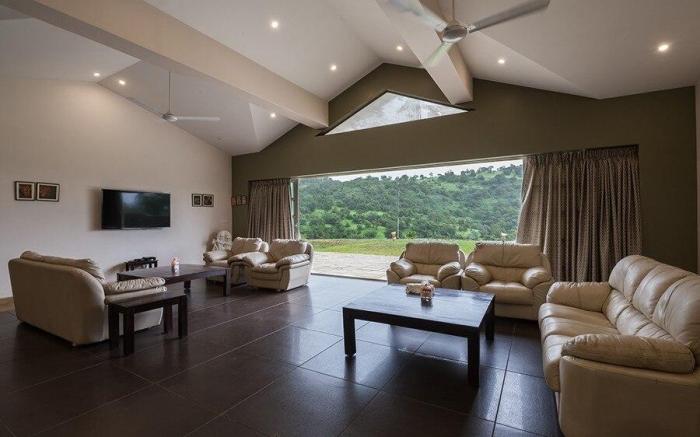 Shivom Villa 12 by Vista Rooms