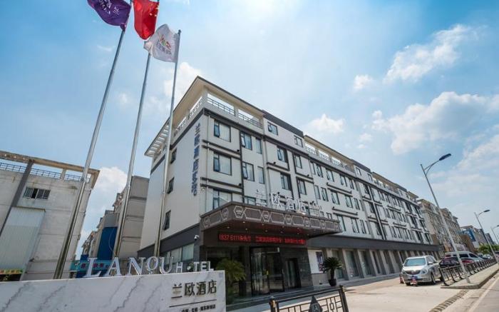 LANOU Hotel Wuxi Anzhen East High-Speed Railway Station