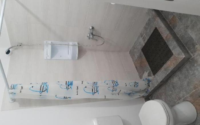 Piata Uniri Cozi Inn