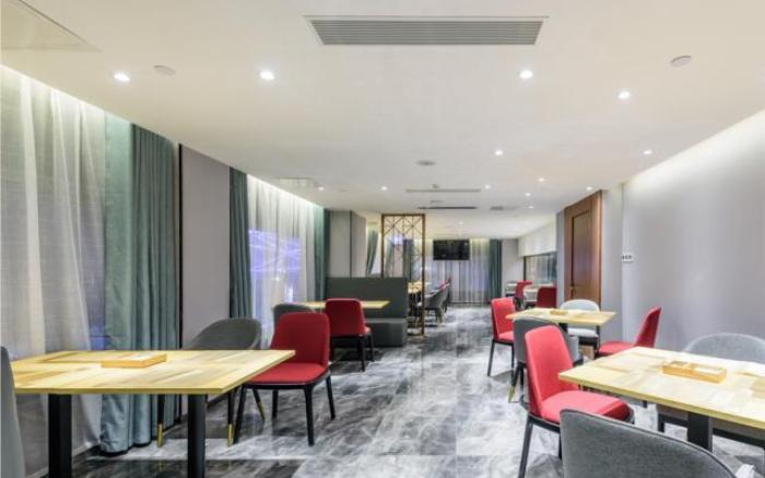 Borrman Hotel Guigang Pingnan  Donghu