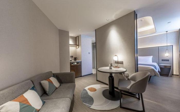 Yitel Collection Suzhou Jinji Lake Dongzhen Road Metro Station