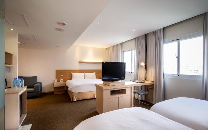 Taichung Fengjia Beacon Hotel