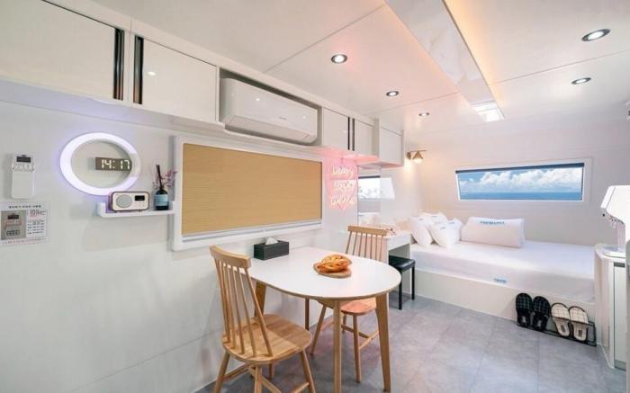 Gyeongju Viewdel Caravan Pension