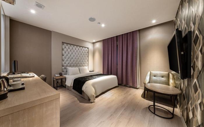 Ever Tourist Hotel