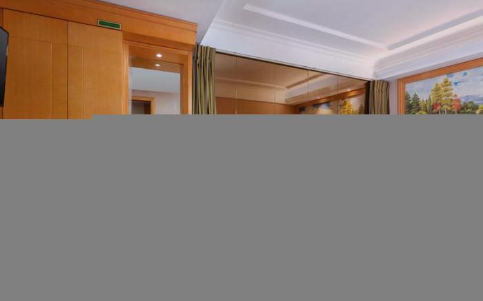 Vienna Hotel Guangdong Shantou South Bus Station