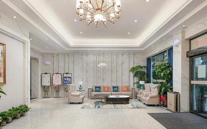 Vienna Hotel Lianyuan Renmin Middle Road Statium