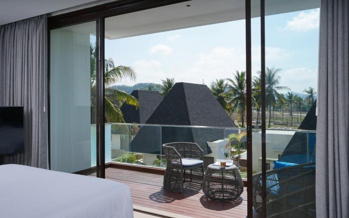 Pullman Lombok Merujani Mandalika Beach Resort