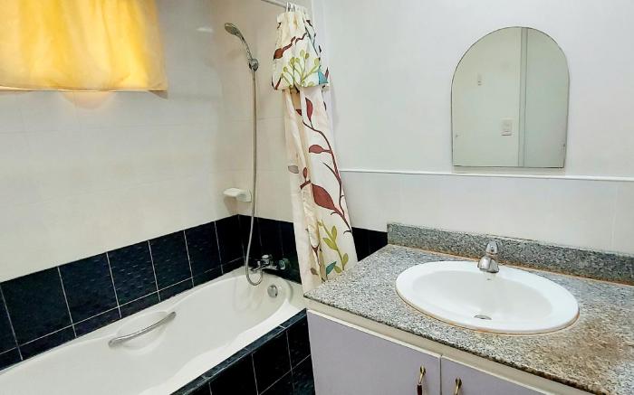 One (1) bedroom condo unit with Common Pool