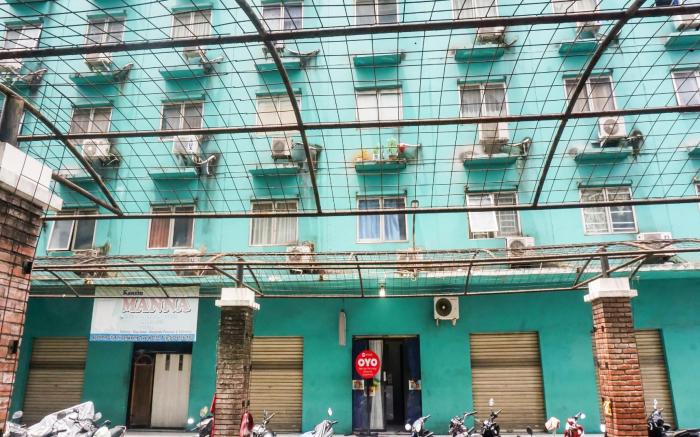 OYO 91025 Rendy Pelangi Rooms Citypark
