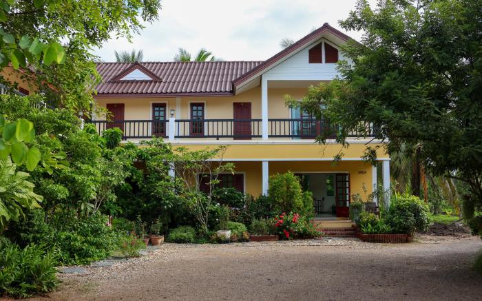 Baan Sara Boutique Resort