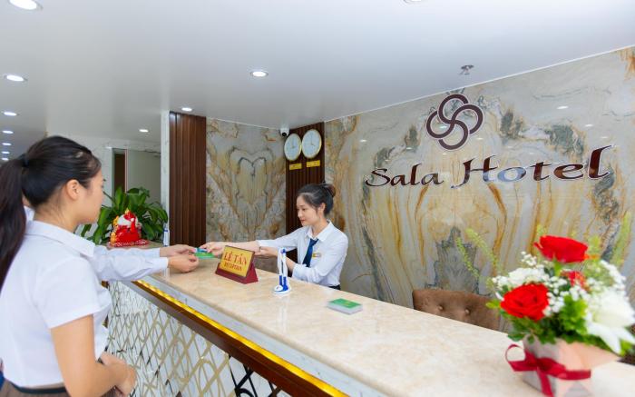 SALA HOTEL MÓNG CÁI