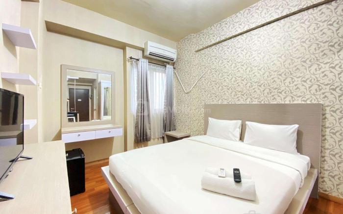 Relaxing Studio Room at Suites @Metro By Travelio