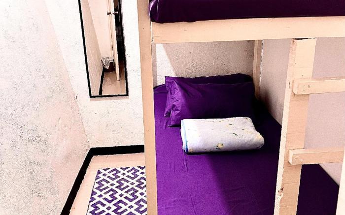 RENZO'S TRANSIENT HOME