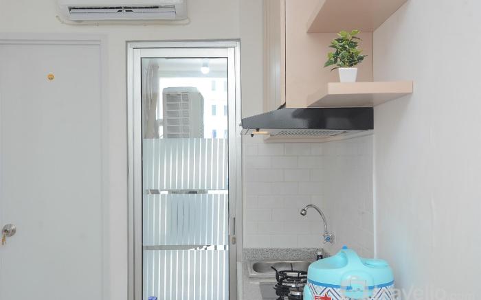 Comfy Bassura City 2BR Apartment By Travelio