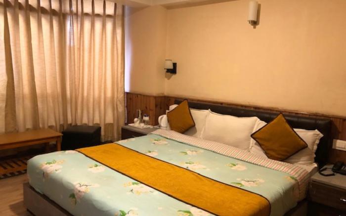 Hotel Mahayana