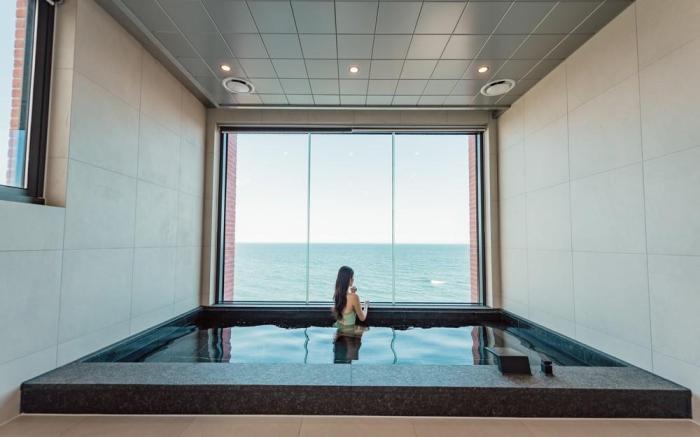 Pohang Case Poolvilla
