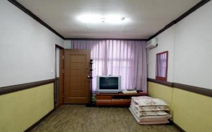 Goodstay Chowon Resortel