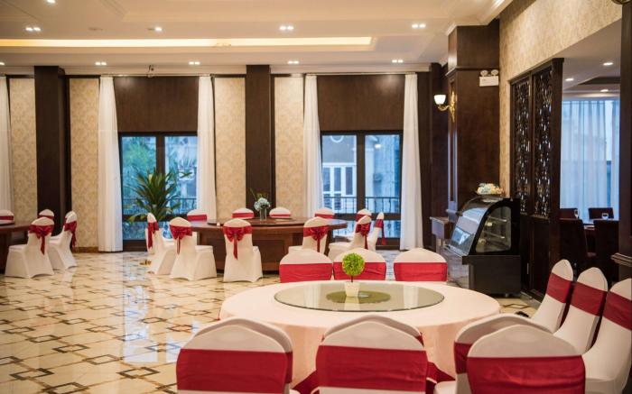 Mong Cai Palace Hotel