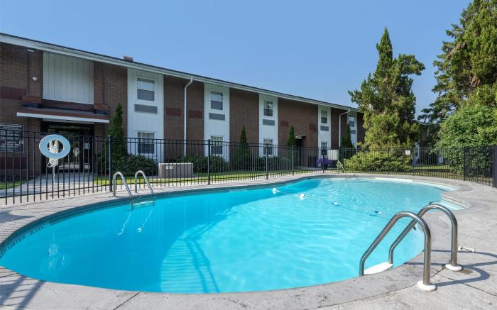 Best Western Parkway Inn & Conference Centre