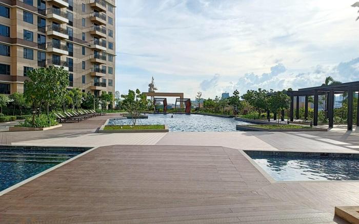 Mandani Bay All Views  Near CDU, SM, Metro, Ports