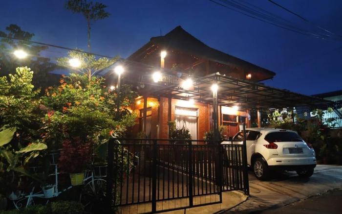 Garden Lounge Villa