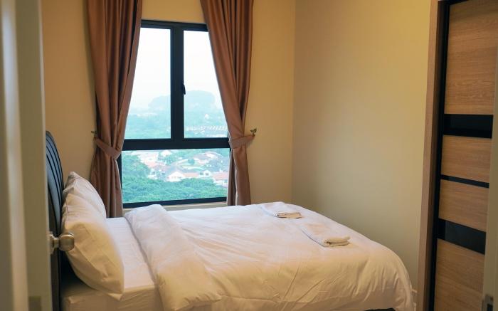 The Horizon Ipoh Infinity Pool (5 - 9pax)