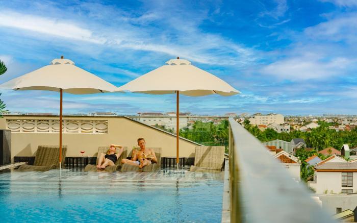 Little Gem. An Eco-Friendly Boutique Hotel & Spa