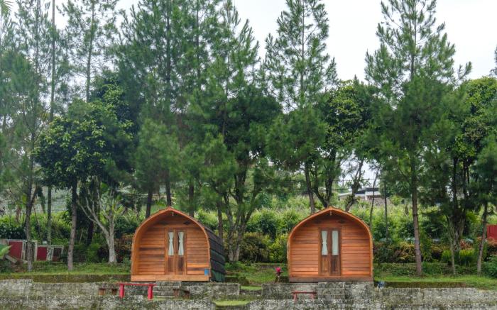 Hilltop Camp Lembang by TwoSpaces, Lembang