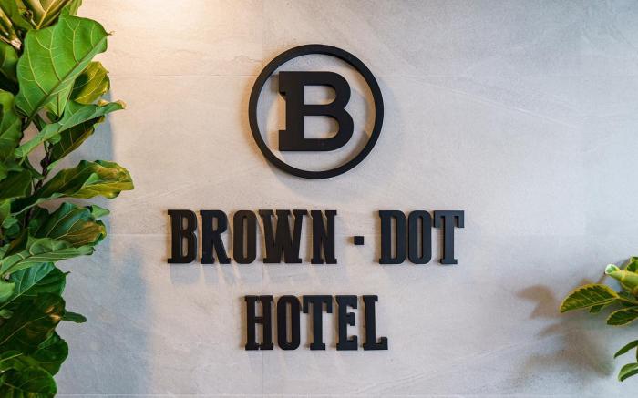 Incheon Jakjeon Brown Dot