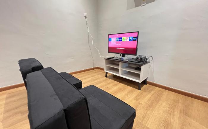 Galaria 4BR 17Pax NearTC, DinosaurLand, PS4, Netfx